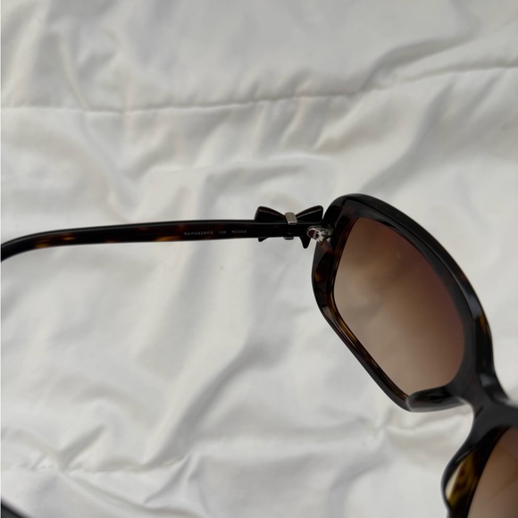 Tortoise Shell Sunglasses - Picture 8 of 8